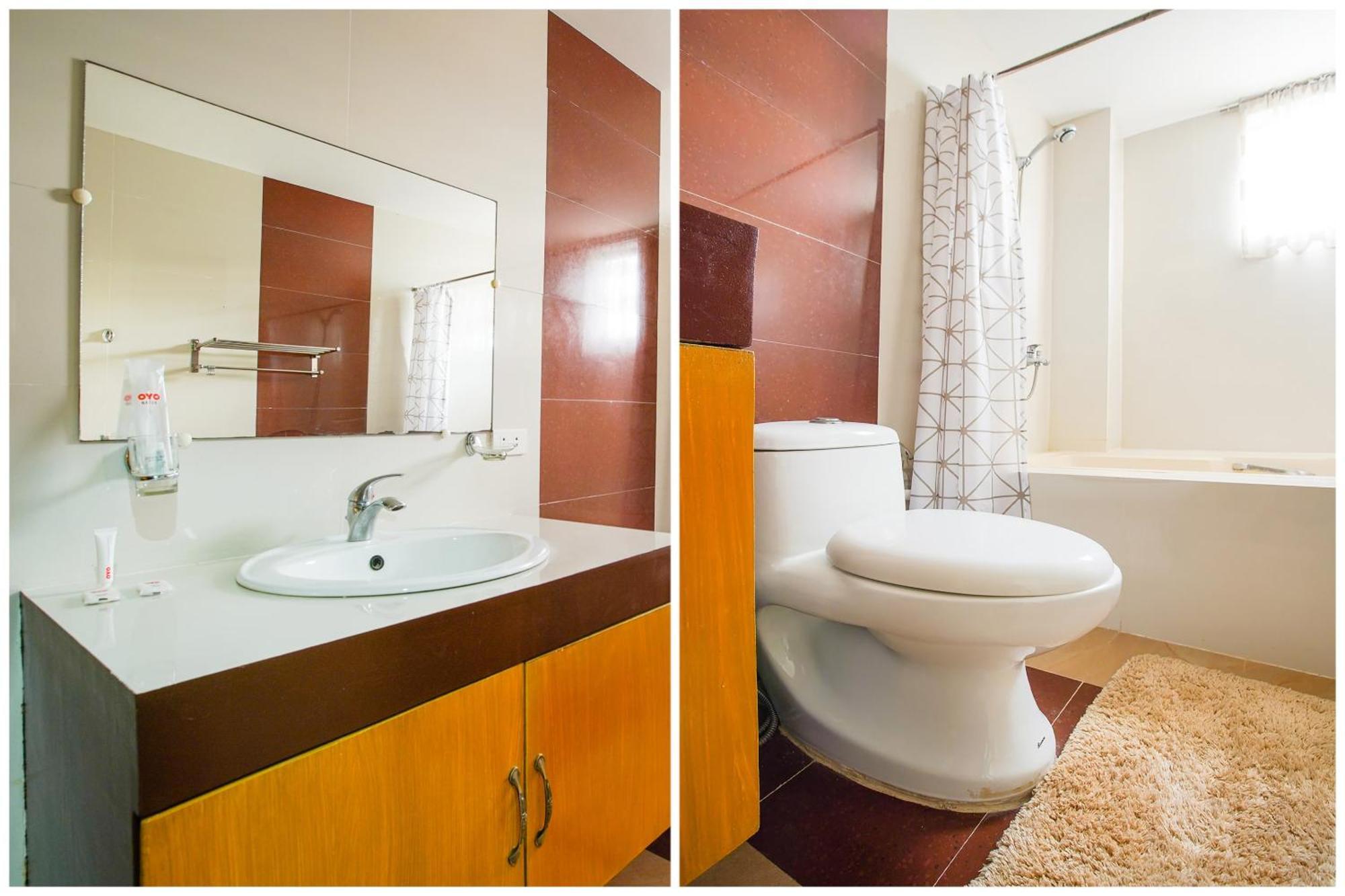 Oyo 236 Hotel Edmundo Pototan Экстерьер фото